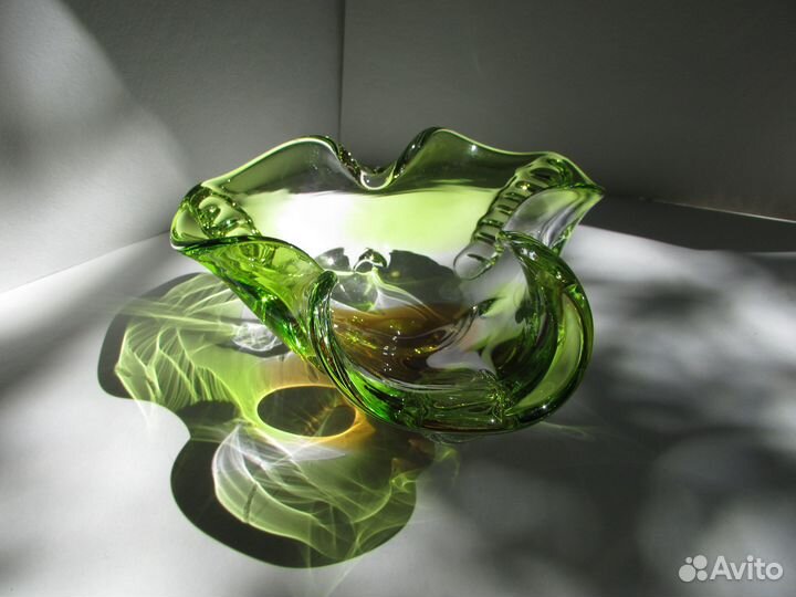 Ваза цветное гутное стекло СССР