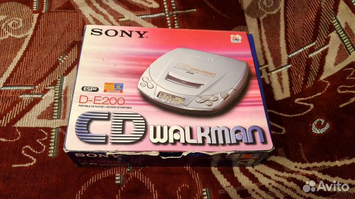Дисковый CD-Плеер - Sony CD Walkman D-E200