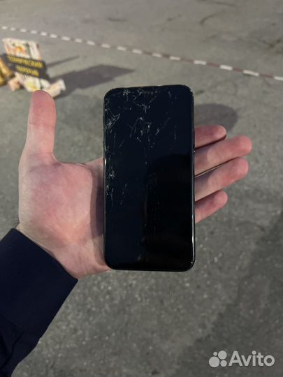 iPhone 11 Pro, 64 ГБ