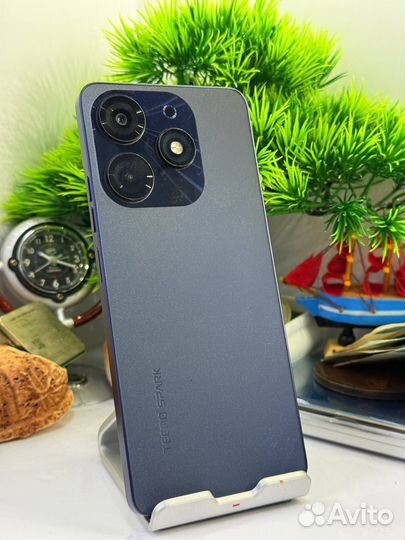 TECNO Spark 10 Pro, 8/128 ГБ