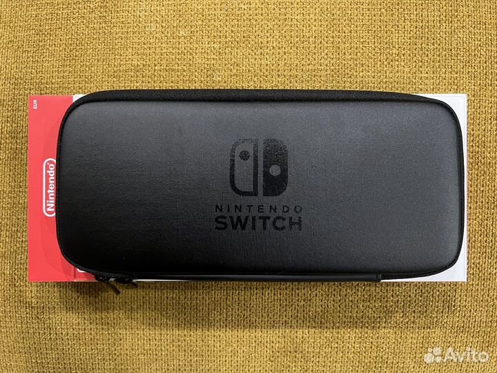 Новый фирменный чехол для Nintendo Switch
