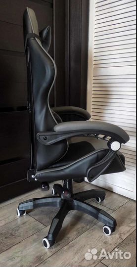 Компьютерное кресло