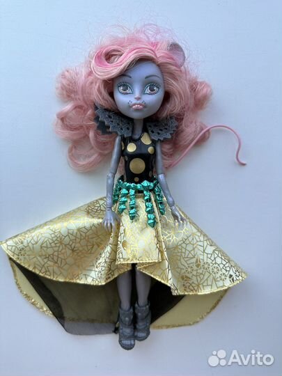 Кукла Monster High Бу Йорк Мауседес Кинг