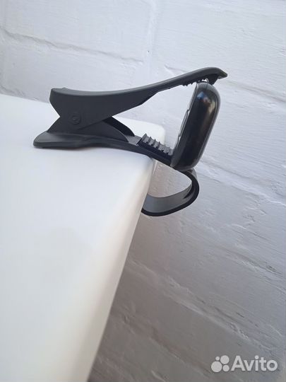 Держатель для телефона в машину