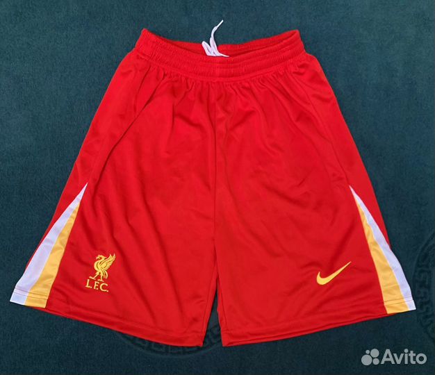 Футбольные шорты Ливерпуль