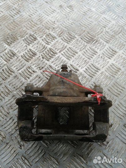 Суппорт передний правый Hyundai Solaris RB 1.6