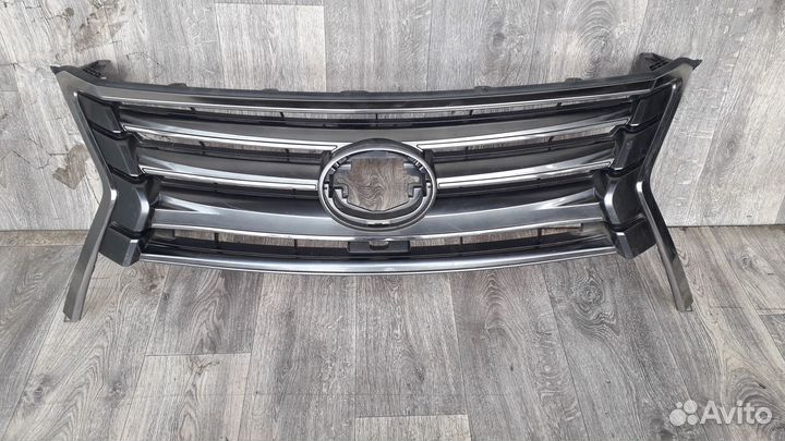 Решетка радиатора №32 lexus LX 3 2017