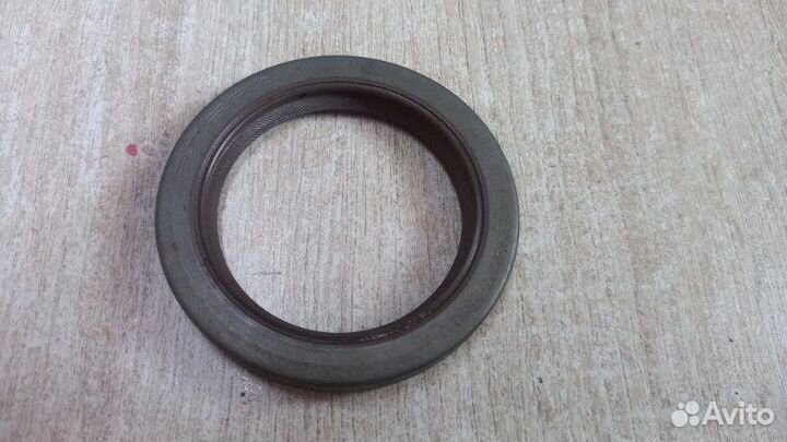 Сальник кпп Scania