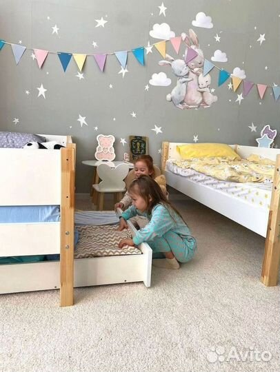 Детская кровать с бортиками