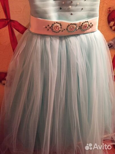 Шикарное платье для маленькой принцессы