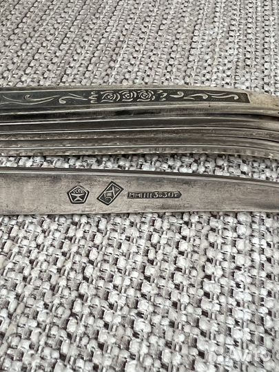 Мельхиоровые столовые приборы (ложки и вилки)