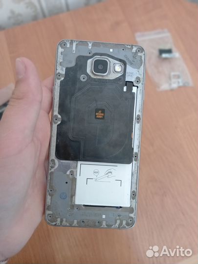 Samsung Galaxy A7 (2016) SM-A710F, 3/16 ГБ