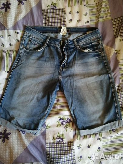 Джинсовые шорты