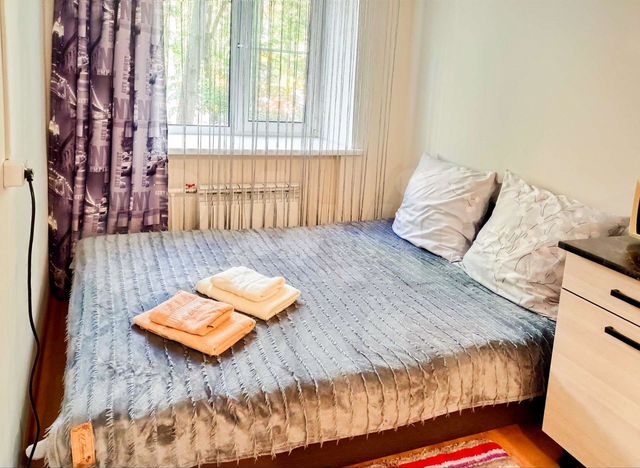 2-к. квартира, 40 м², 1/4 эт.