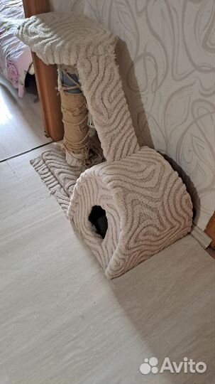 Домик для кошки/кошачий домик