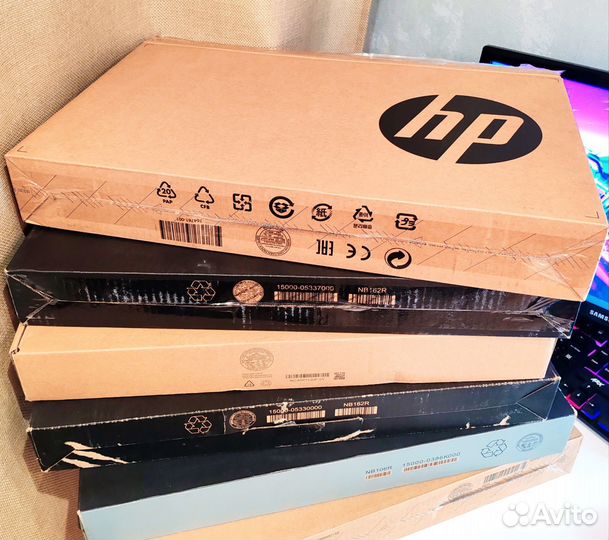 Ноутбуки продаются всвязи с закрытием офисов