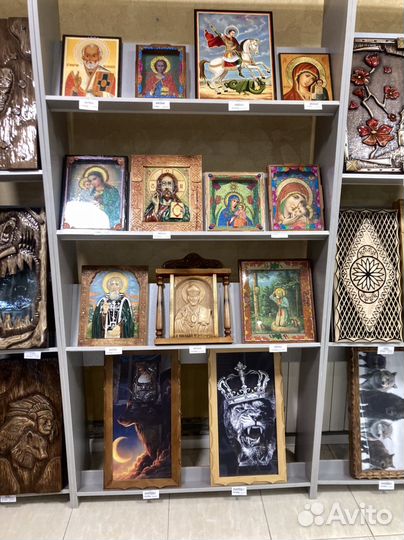 Резные иконы и Церкви