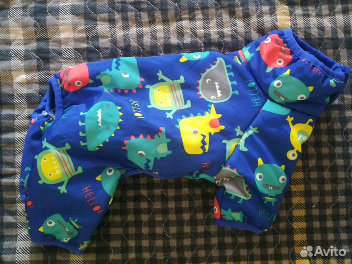 Комбинезон для маленькой собачки