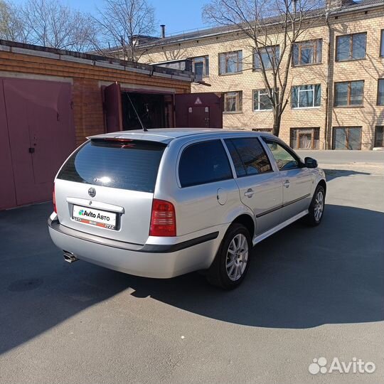 Skoda Octavia 1.8 МТ, 2010, 237 000 км