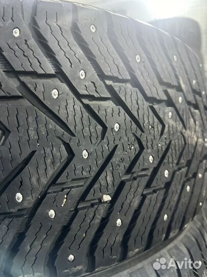 Nokian Tyres Hakkapeliitta 8 SUV 285/50 R20 116T