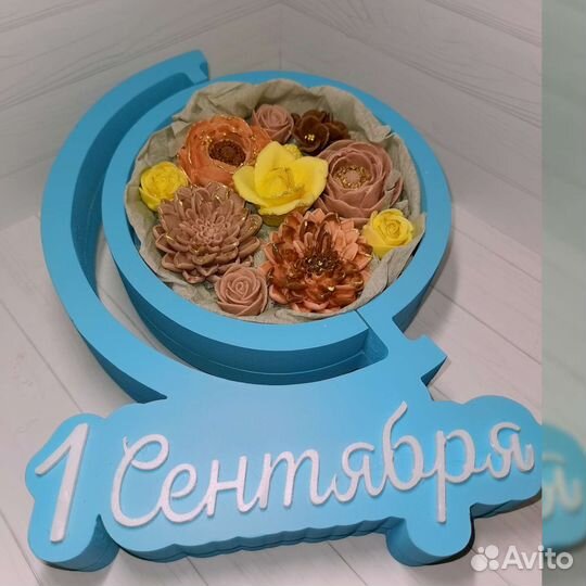 Подарок на 1 сентября букеты, клубника в шоколаде
