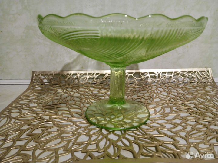 Цветное стекло зеленое СССР