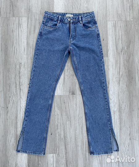 Джинсы женские