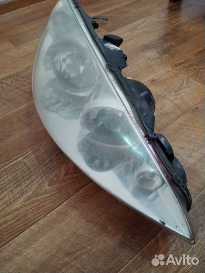 Peugeot 308 фара левая, правая. Противотуманка лев
