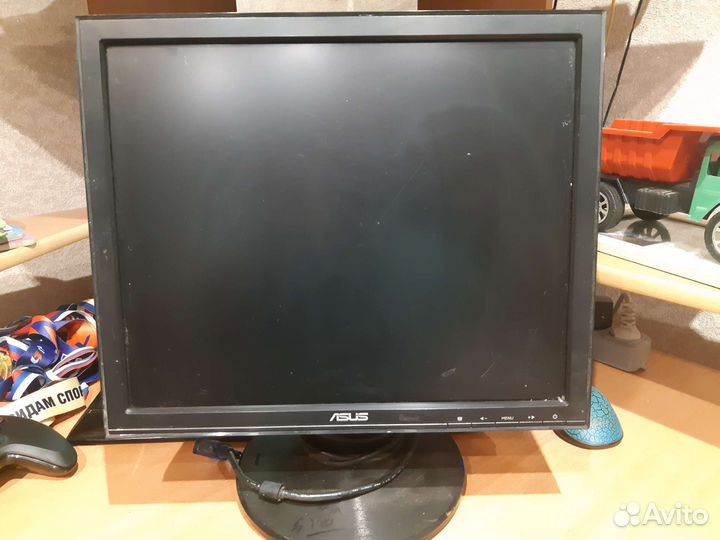 Монитор Asus 17 дюймов