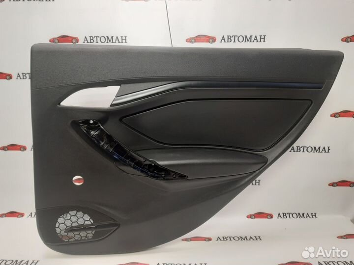Обшивка двери задняя правая Лада Веста