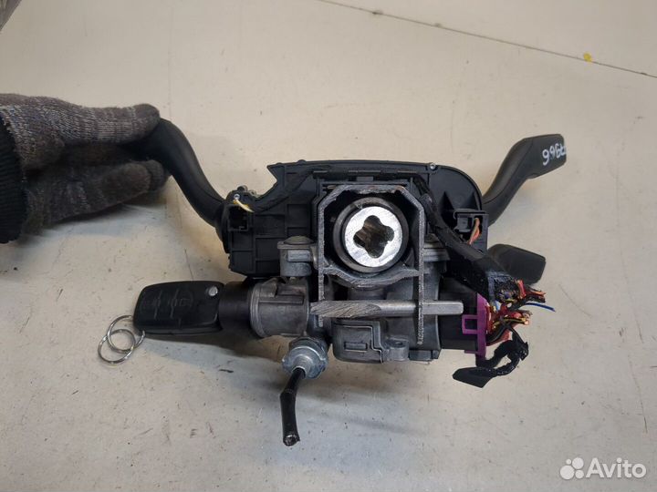 Переключатель поворотов и дворников Audi A4 (B6), 2004