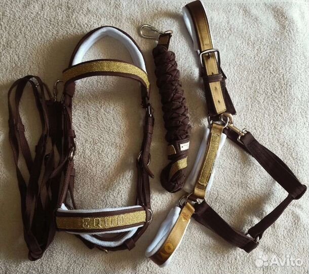 Недоуздок для лошади