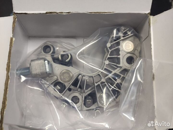 Hyundai/KIA 373702B600 диодный мост генератора