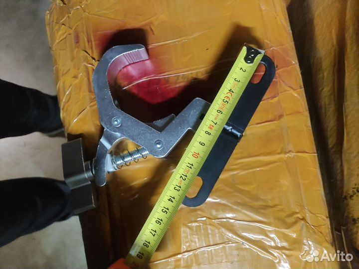 Струбцина складная для голов с омегой