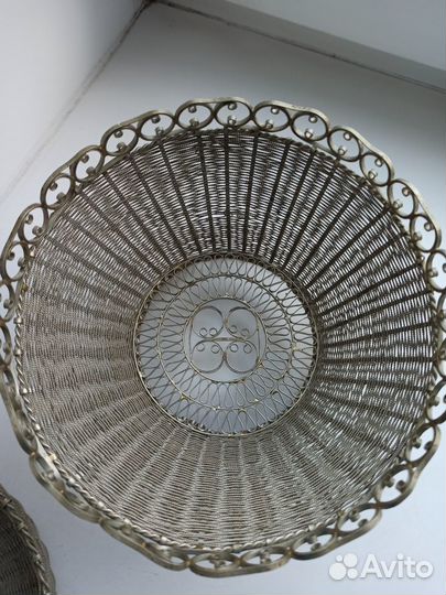 Сухарницы и фруктовница