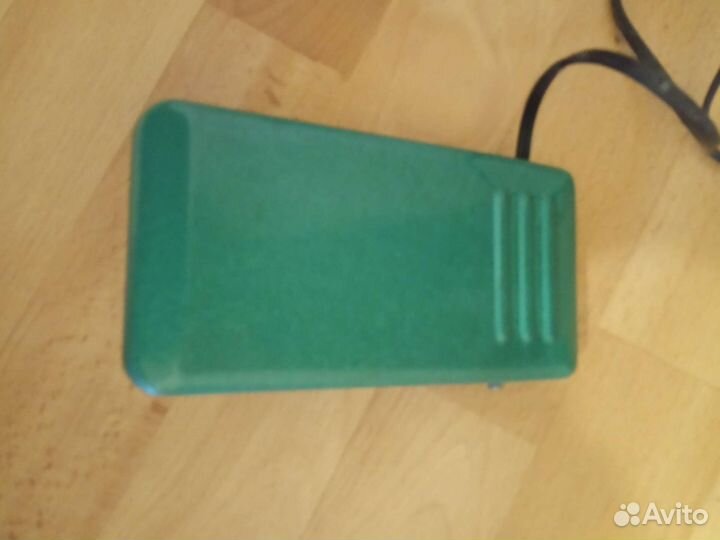 Швейная машинка с оверлоком