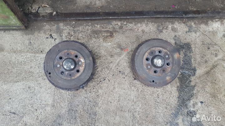 Ступичний узел 