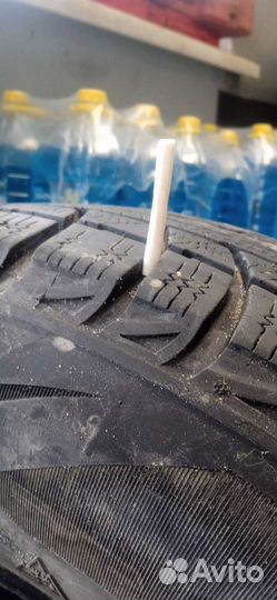 Triangle Snow-LL01 215/70 R16