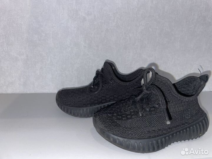 Кроссовки детские 23 размер