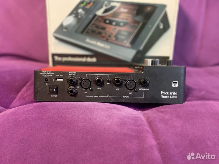 Звуковая карта Focusrite itrack dock