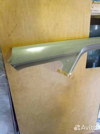 Боковина правая vesta sw cross