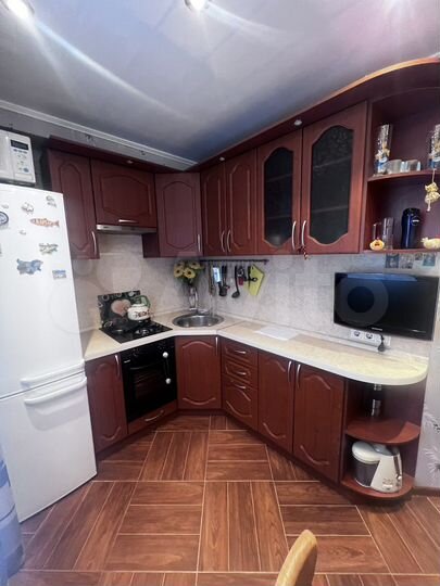 2-к. квартира, 45 м², 3/9 эт.