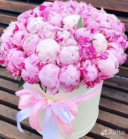 Цветы в коробке 254