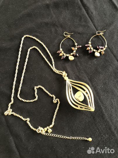Кулон и серьги