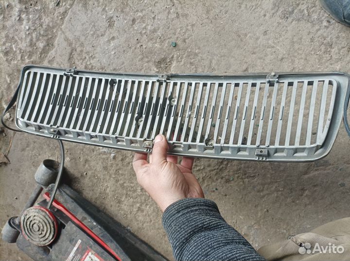 Решетка радиатора Volvo S70 2.5 1997—2000