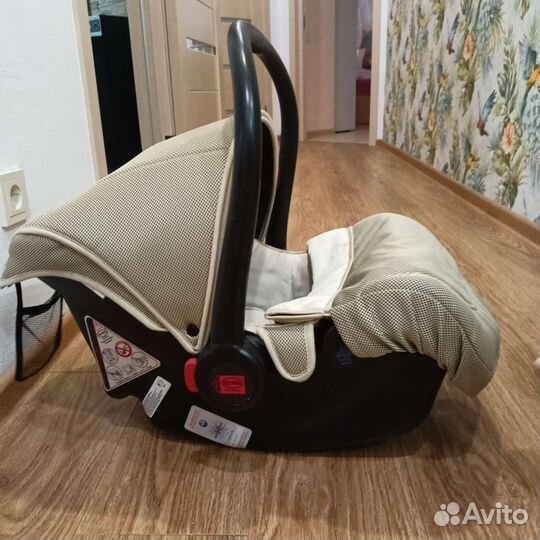 Детское автокресло от 0 до 15 кг