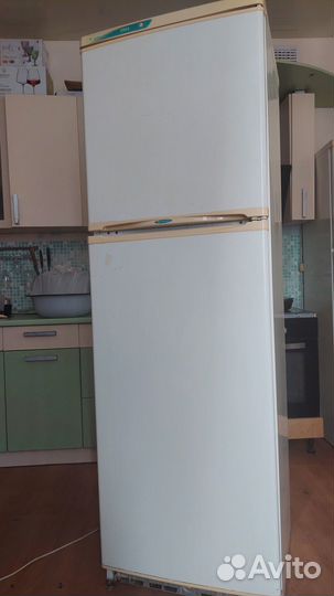 Холодильник бу Стинол