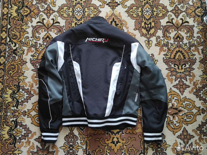 Мотокуртка