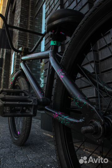 Трюковой велосипед BMX