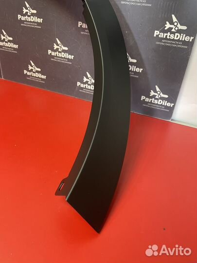 Накладка крыла задняя левая TK4851W60H Mazda CX-9